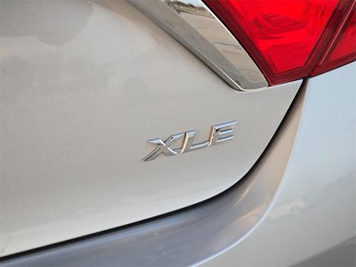 2017 Toyota Camry XLE