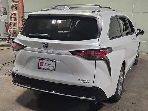 2023 Toyota Sienna Platinum 7 Passenger