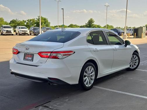 2020 Toyota Camry LE
