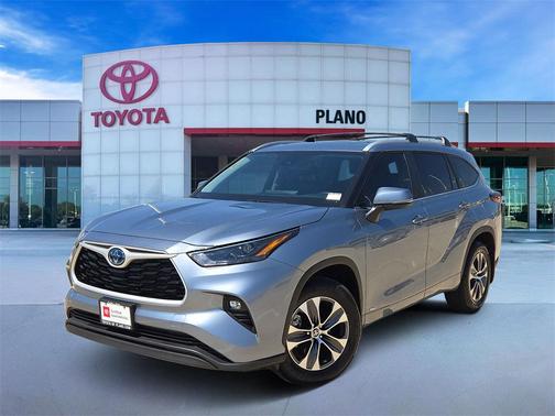 2024 Toyota Highlander Hybrid XLE