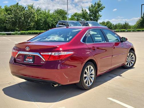 2016 Toyota Camry XLE
