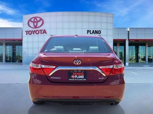 2016 Toyota Camry XLE