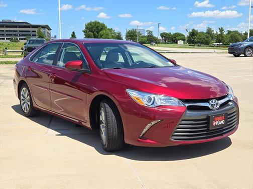 2016 Toyota Camry XLE
