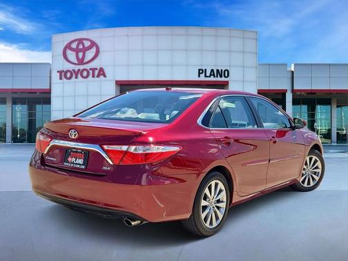2016 Toyota Camry XLE