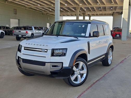 2022 Land Rover Defender 110 S