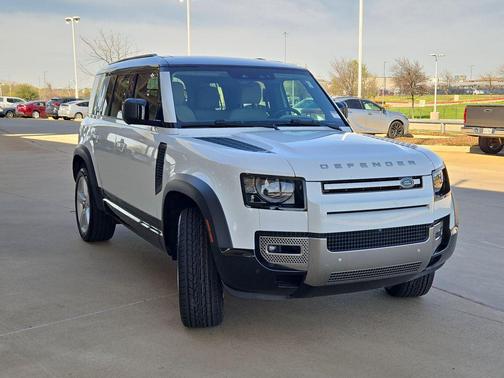 2022 Land Rover Defender 110 S