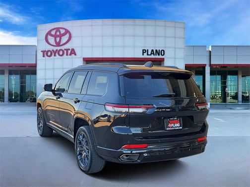 2023 Jeep Grand Cherokee L Summit