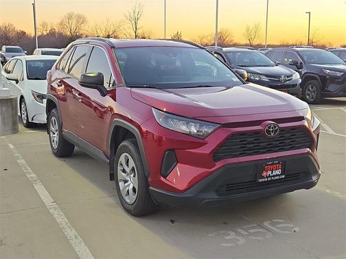 2021 Toyota RAV4 LE