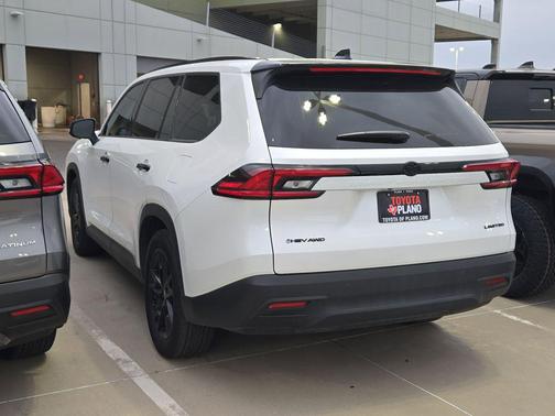 Wind Chill Pearl 2025 Toyota Grand Highlander Hybrid Nightshade Edition