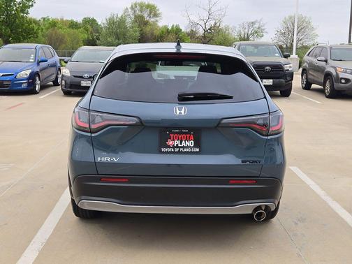 Urban Gray Pearl 2024 Honda HR-V Sport