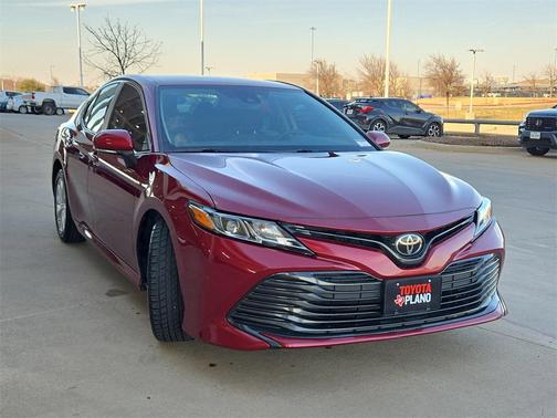 2019 Toyota Camry LE