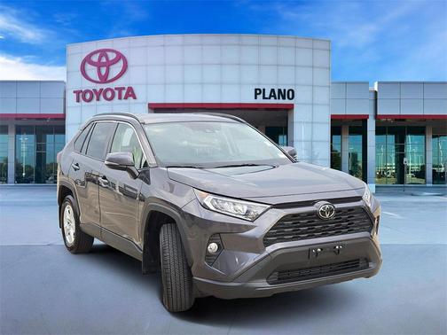 2020 Toyota RAV4 XLE