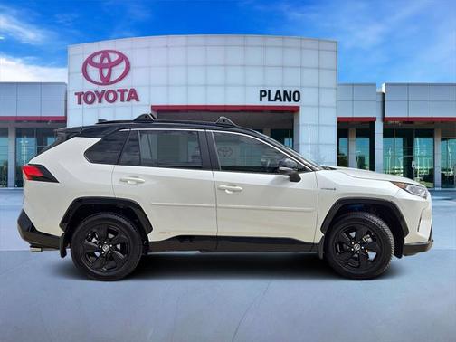 2019 Toyota RAV4 Hybrid SE