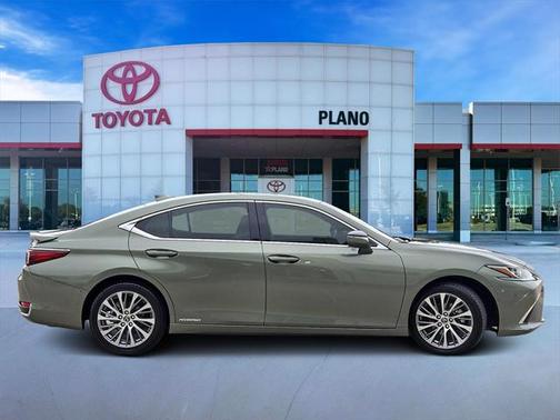 2019 Lexus ES 300h Base