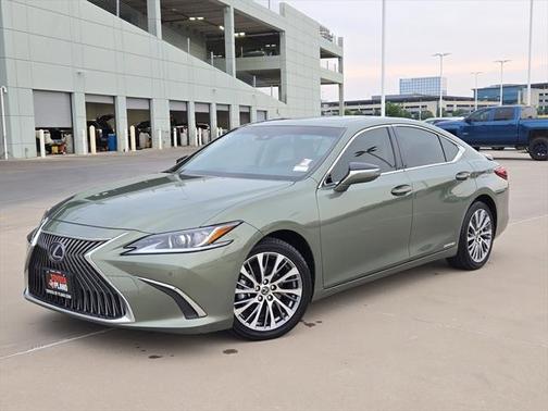 2019 Lexus ES 300h Base