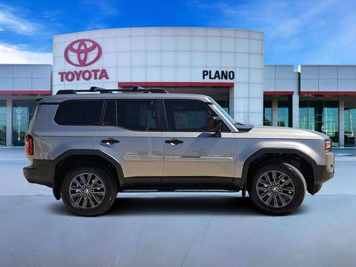 2026 Toyota Land Cruiser Base