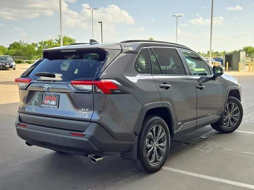 2024 Toyota RAV4 Hybrid XLE Premium