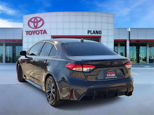 2025 Toyota Corolla SE