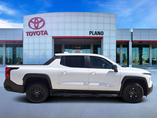 Summit White 2024 Chevrolet Silverado EV Work Truck