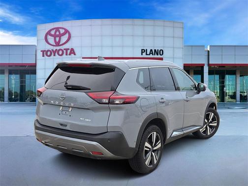 2023 Nissan Rogue SL