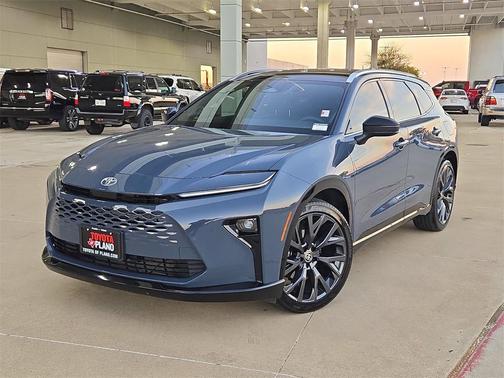 2025 Toyota Crown Signia Limited