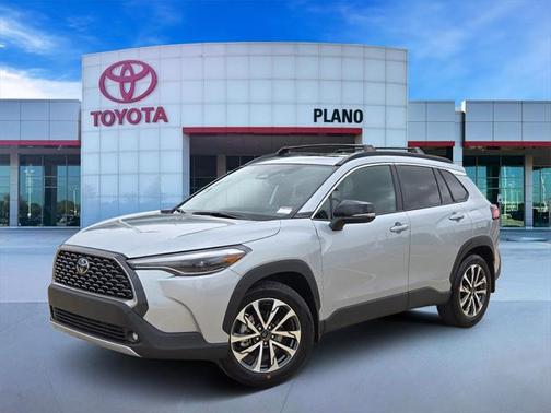 2025 Toyota Corolla Cross XLE