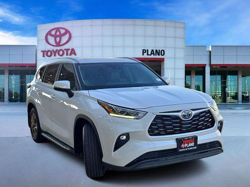 Wind Chill Pearl 2023 Toyota Highlander Hybrid XLE