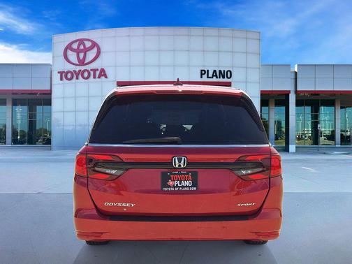 Radiant Red Metallic II 2023 Honda Odyssey Sport
