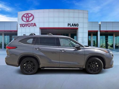 2022 Toyota Highlander L