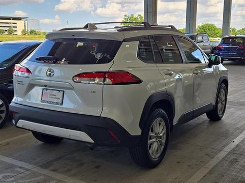 2022 Toyota Corolla Cross LE