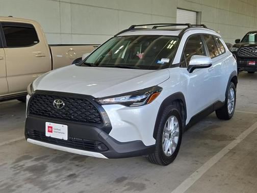 2022 Toyota Corolla Cross LE