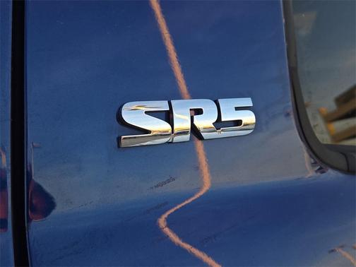 2015 Toyota Tundra SR5