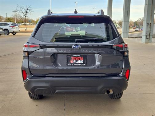 2025 Subaru Forester Base