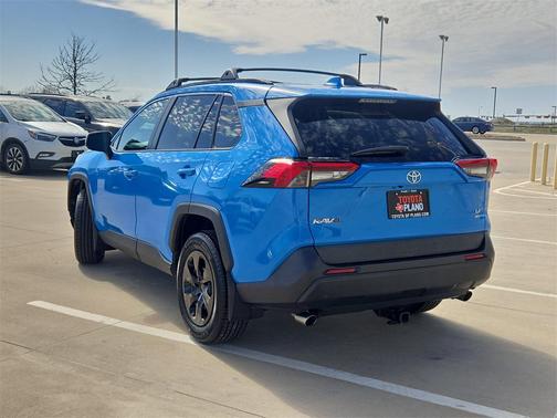 2019 Toyota RAV4 LE
