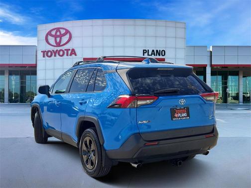 2019 Toyota RAV4 LE