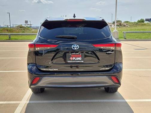 2022 Toyota Highlander Hybrid Limited
