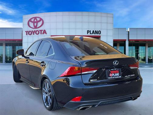 2018 Lexus IS 300 Base