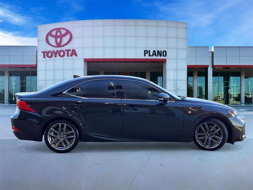 2018 Lexus IS 300 Base