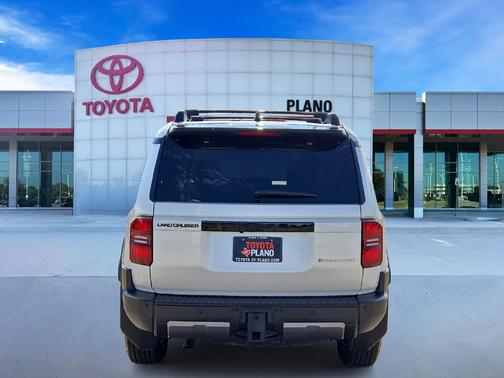 Wind Chill Pearl 2026 Toyota Land Cruiser Base