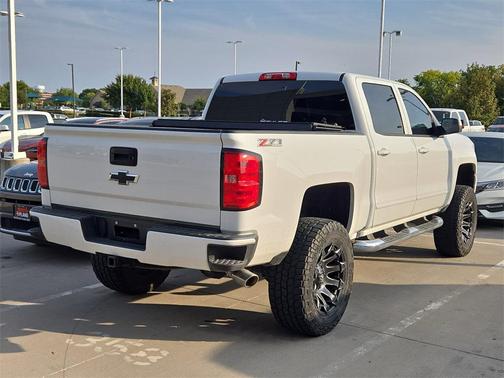 2017 Chevrolet Silverado 1500 2LT