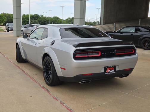 Triple Nickel Clearcoat 2023 Dodge Challenger R/T Scat Pack Widebody