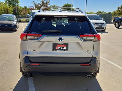 2021 Toyota RAV4 Hybrid XLE Premium