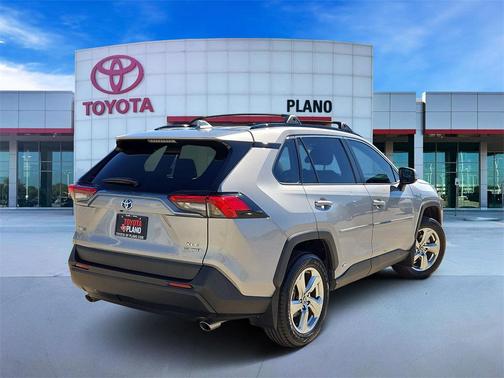 2021 Toyota RAV4 Hybrid XLE Premium