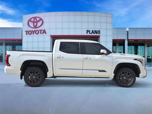 2025 Toyota Tundra Hybrid Platinum