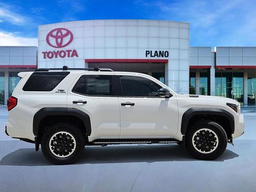 2025 Toyota 4Runner TRD Off Road