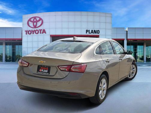 Mineral Gray Metallic 2022 Chevrolet Malibu FWD LT