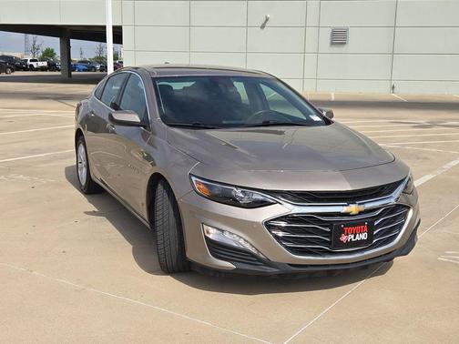 Mineral Gray Metallic 2022 Chevrolet Malibu FWD LT