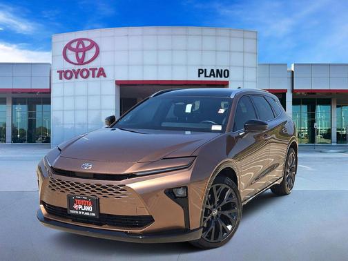 Bronze Age 2025 Toyota Crown Signia Limited