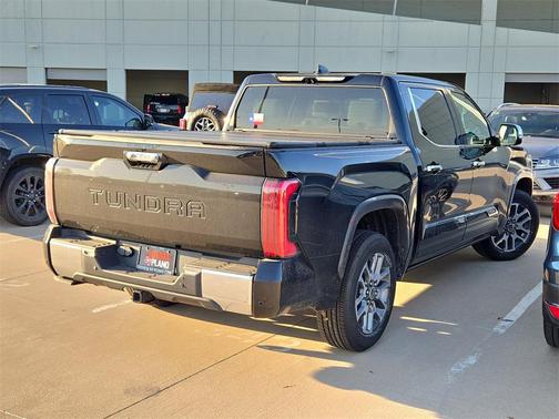 2022 Toyota Tundra Hybrid 1794 Edition