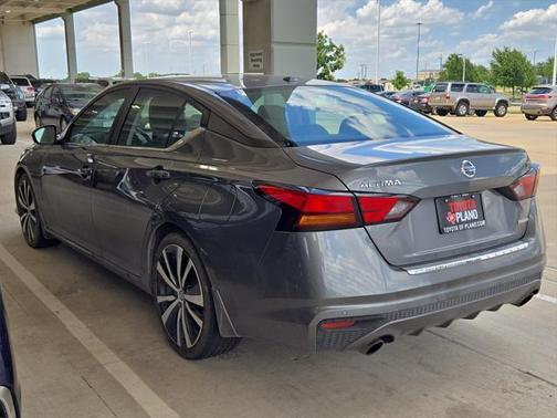 2021 Nissan Altima SR VC-Turbo FWD